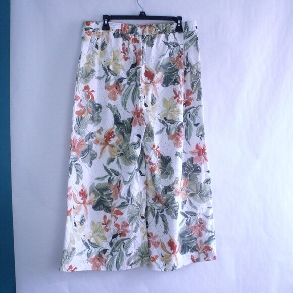 Chicos Floral Eyelet Culotte Pants - Picture 4 of 5